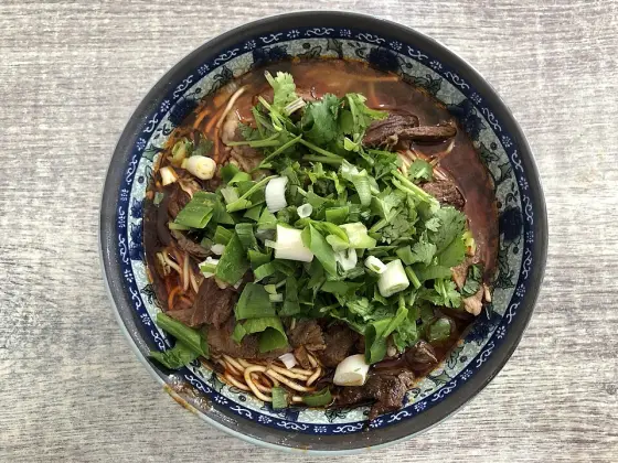 牛肉麵示意圖（非本店實拍）