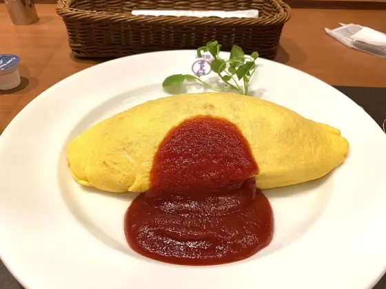 蛋包飯示意圖（非本店實拍）